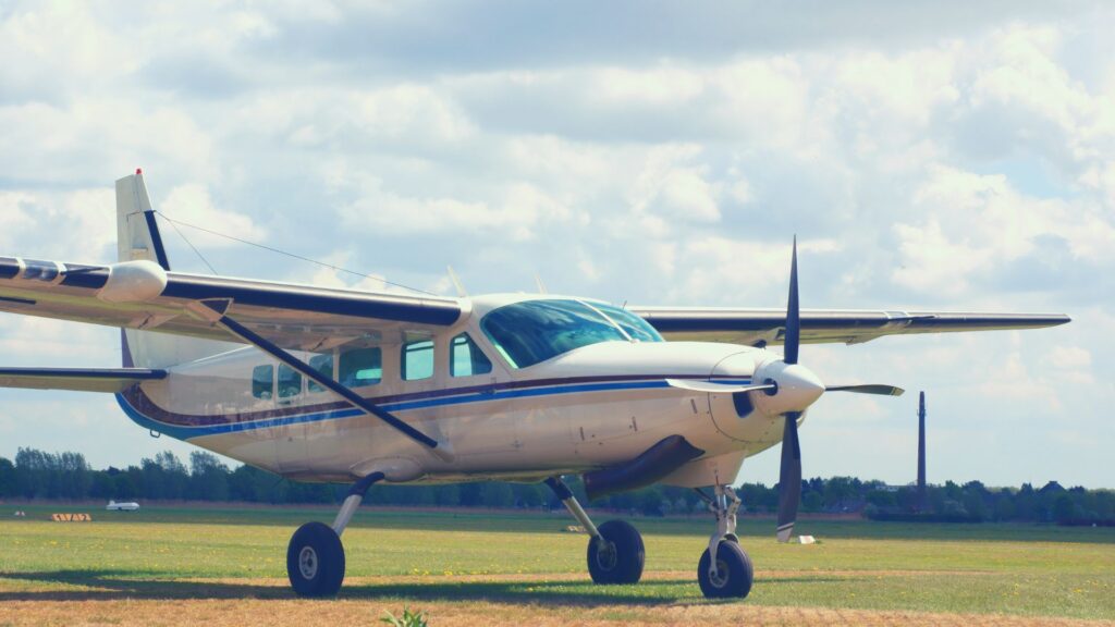 Slipstream Aviation LLC A MidMichigan Flight School